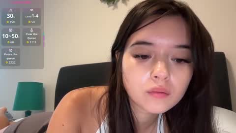 Sarah Heart Aus online show from December 21, 2025, 10:28 pm