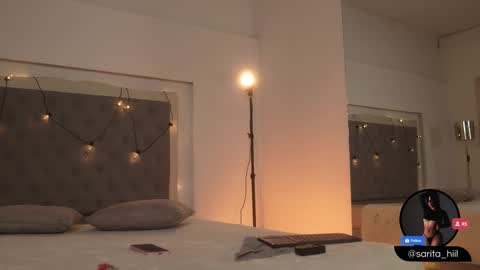       online show from October 2, 2025, 8:16 pm