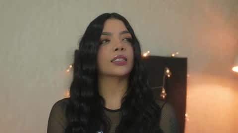       online show from April 15, 2026, 10:32 pm