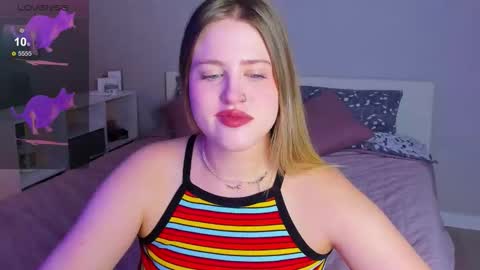 Sarah online show from November 9, 2025, 11:58 pm