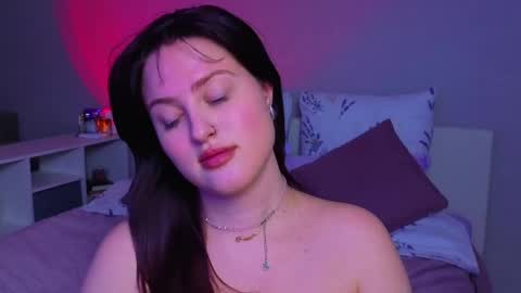 Sarah online show from May 15, 2026, 11:56 pm