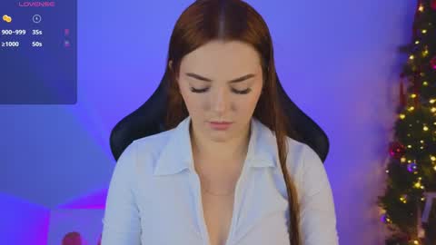 Snapshot of sarah_swtt chatting on December 29, 2024, 3:33 am - next broadcast 28 nov  7 pm Col online show from December 29, 2024, 3:33 am