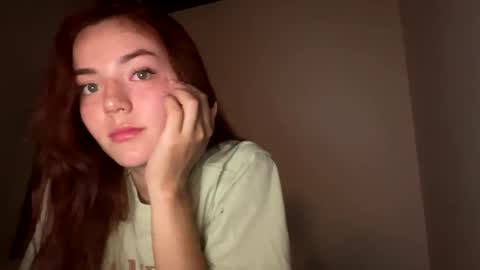 Snapshot of sarah_swtt chatting on January 4, 2025, 4:44 am - next broadcast 28 nov  7 pm Col online show from January 4, 2025, 4:44 am