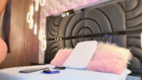 Sarah online show from February 18, 2025, 11:22 am