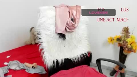 Sarah online show from April 17, 2026, 5:16 pm