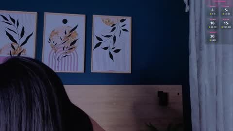 Sarah online show from September 22, 2025, 11:45 am