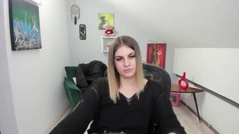 sarahowenn online show from January 9, 2026, 11:57 am