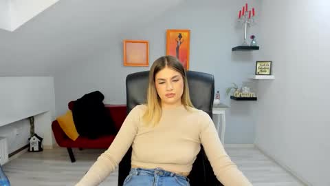 sarahowenn online show from January 19, 2026, 12:42 pm