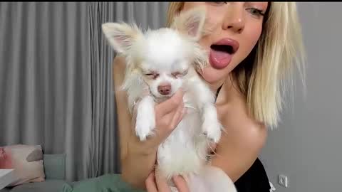 sarahphyllis online show from September 21, 2025, 6:31 pm