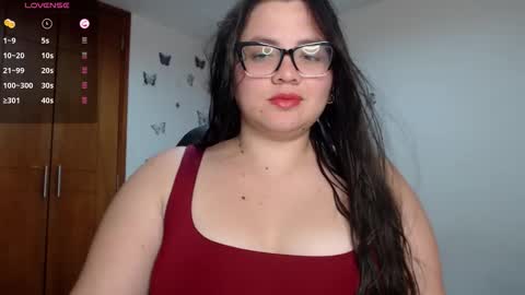 Sarah online show from September 23, 2025, 3:20 am