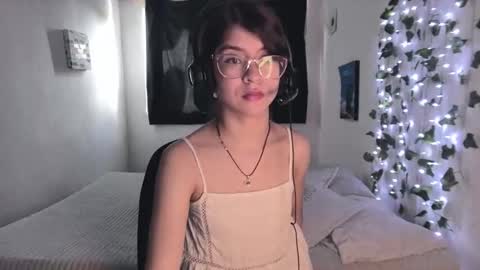 Sarah  online show from February 16, 2026, 7:32 pm