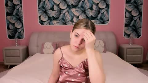 sarahwantslove online show from March 29, 2026, 9:59 pm