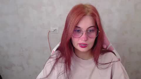 Snapshot of sarakinski chatting on July 13, 2026, 11:02 am Sara online show from July 13, 2026, 11:02 am