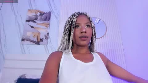 Snapshot of saralewwis chatting on February 16, 2026, 11:39 am Sara Lewis online show from February 16, 2026, 11:39 am