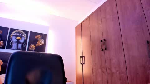 Snapshot of saralife69 chatting on February 21, 2025, 2:59 pm saralife69 online show from February 21, 2025, 2:59 pm