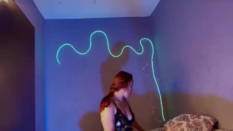 Snapshot of saramaartinez chatting on December 22, 2025, 11:51 am Sara online show from December 22, 2025, 11:51 am