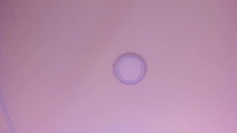 Snapshot of sarasaenz__ chatting on December 23, 2024, 6:16 pm online show from December 23, 2024, 6:16 pm