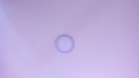 Snapshot of sarasaenz__ chatting on January 15, 2025, 8:05 pm online show from January 15, 2025, 8:05 pm