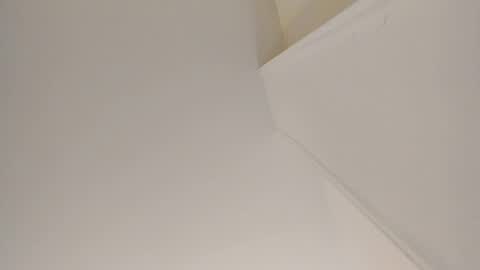 Snapshot of sarasaenz__ chatting on January 16, 2025, 11:15 am online show from January 16, 2025, 11:15 am