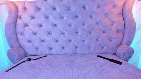 Snapshot of sarasaenz__ chatting on January 23, 2025, 5:21 pm online show from January 23, 2025, 5:21 pm