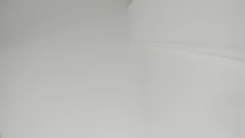 Snapshot of sarasaenz__ chatting on February 7, 2025, 11:01 am online show from February 7, 2025, 11:01 am
