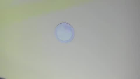 Snapshot of sarasaenz__ chatting on February 21, 2025, 11:11 am online show from February 21, 2025, 11:11 am