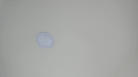 Snapshot of sarasaenz__ chatting on March 7, 2025, 11:40 am online show from March 7, 2025, 11:40 am