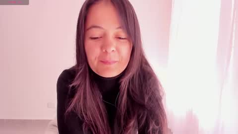 Snapshot of sarasweet_4 chatting on June 17, 2026, 2:18 pm Sara online show from June 17, 2026, 2:18 pm