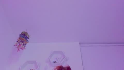 Saray  online show from October 24, 2025, 11:23 pm