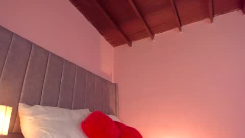 Sara Garcia online show from March 6, 2026, 5:37 am