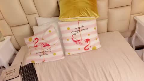 Snapshot of sarit_ chatting on June 11, 2026, 12:32 am sarit_ online show from June 11, 2026, 12:32 am