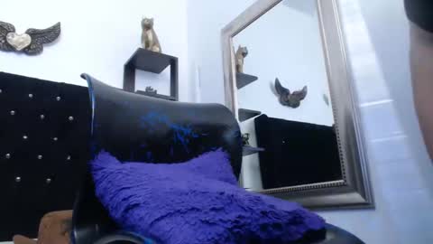 Sara online show from February 28, 2025, 3:26 am