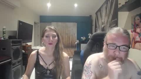Snapshot of saruandjay chatting on October 2, 2025, 4:41 am Giselle and Jay online show from October 2, 2025, 4:41 am