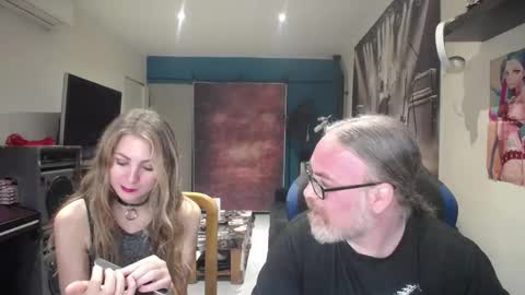 Snapshot of saruandjay chatting on October 9, 2025, 6:22 am Giselle and Jay online show from October 9, 2025, 6:22 am