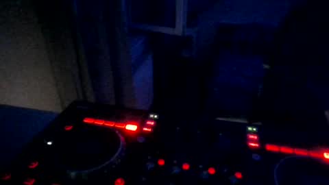 Snapshot of sasch1982h chatting on July 19, 2026, 11:19 pm sasch1982h online show from July 19, 2026, 11:19 pm