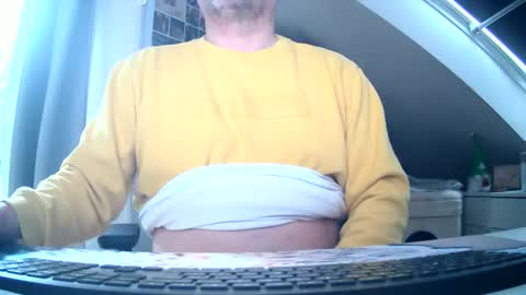 Snapshot of saschaalesi1976 chatting on February 15, 2025, 2:22 pm saschaalesi1976 online show from February 15, 2025, 2:22 pm