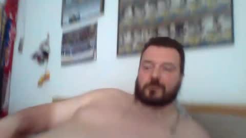 Snapshot of saschacrow1 chatting on April 29, 2026, 4:22 pm Saschacrow1 online show from April 29, 2026, 4:22 pm