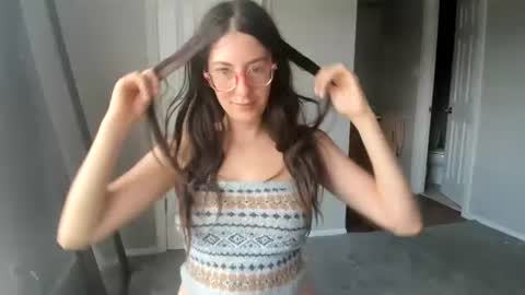 Snapshot of saseecandy chatting on July 1, 2026, 1:34 pm saseecandy online show from July 1, 2026, 1:34 pm