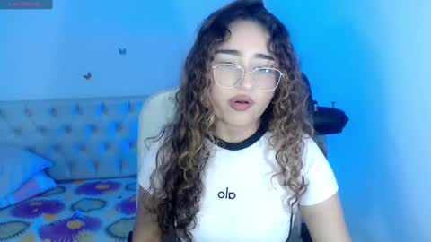 Sofia online show from September 15, 2025, 3:34 pm