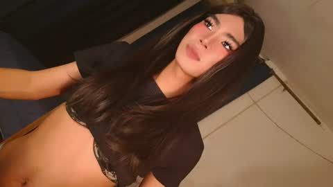 Snapshot of sasha_blade chatting on June 30, 2026, 9:43 am Sasha online show from June 30, 2026, 9:43 am
