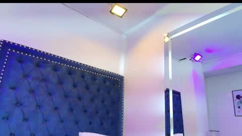 Sasha online show from March 5, 2025, 3:40 am