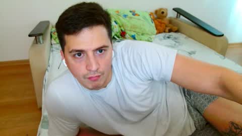 Snapshot of sasha_calvin chatting on July 14, 2026, 3:29 pm sasha_calvin online show from July 14, 2026, 3:29 pm