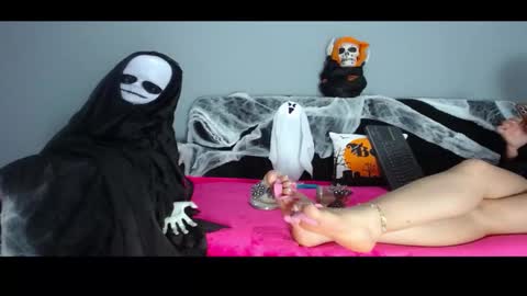 sasha start online show from October 17, 2025, 2:37 am