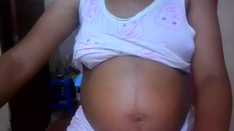 sasha_unlimtd online show from April 19, 2026, 8:55 pm