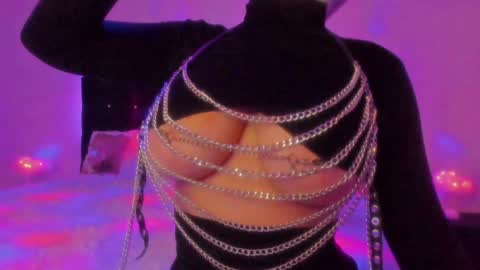   Sasha   online show from December 3, 2024, 1:41 am