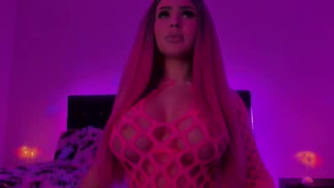   Sasha   online show from September 22, 2025, 12:01 am
