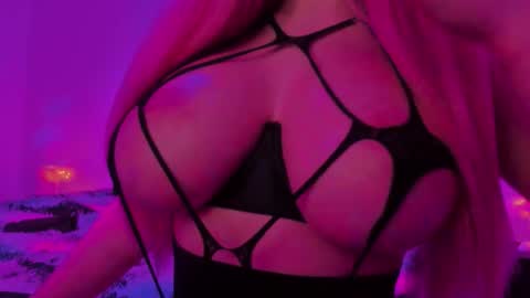   Sasha   online show from September 24, 2025, 2:04 am