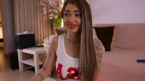 Snapshot of sashafererra chatting on April 29, 2026, 6:47 pm sashafererra online show from April 29, 2026, 6:47 pm