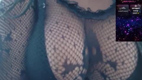 sashafoxy_ online show from April 16, 2026, 1:23 pm