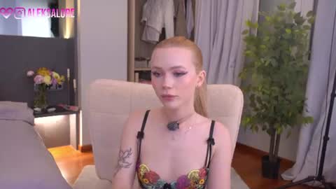 Snapshot of sashalore chatting on June 18, 2026, 3:07 am sashalore online show from June 18, 2026, 3:07 am